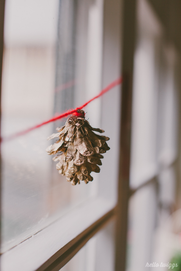 Christmas Garland with golden pinecones