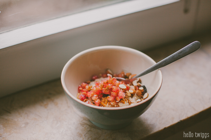 Oatmeal and Pomegranate Breakfast