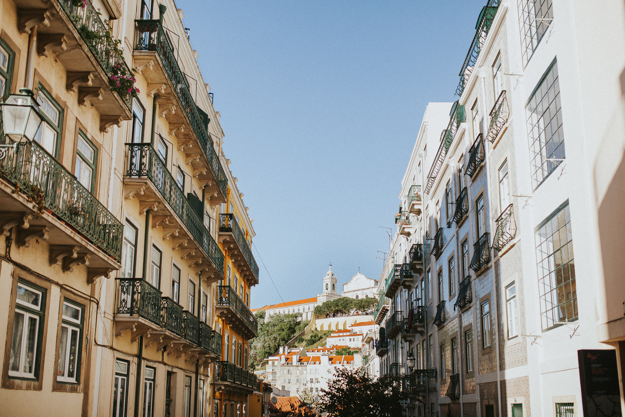 15 gorgeous views in Lisbon you don't want to miss!